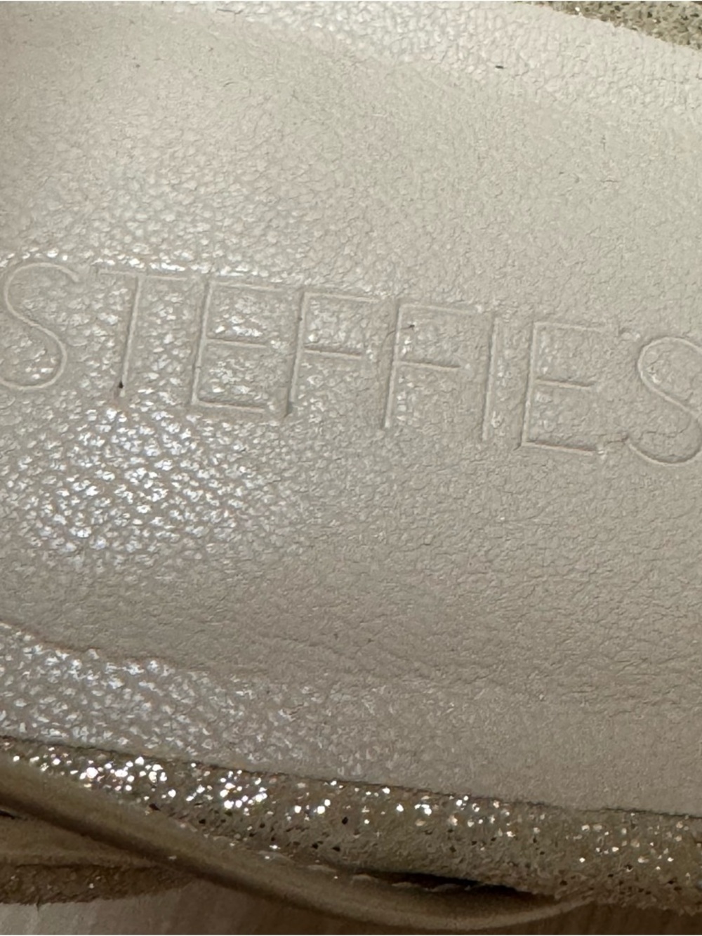 STEFFIE'S Gold Smarter Heels Landmark Palace Size 8.5 Suede Leather Shimmer - Picture 5 of 14